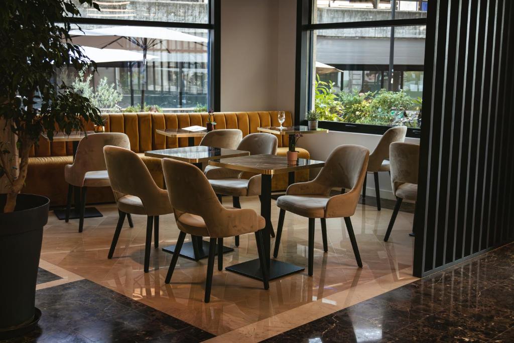 Un lugar para sentarse en Hotel Montbrillant