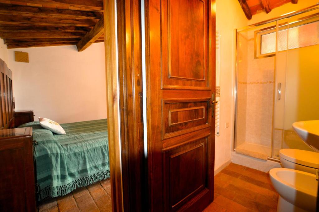 Postel nebo postele na pokoji v ubytování The Lemon Place by Nicola Real Estate