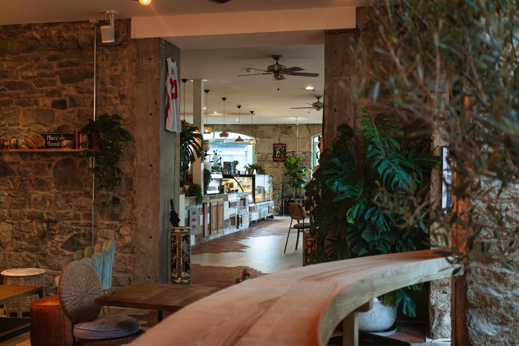 Un lugar para sentarse en Hotel Montbrillant