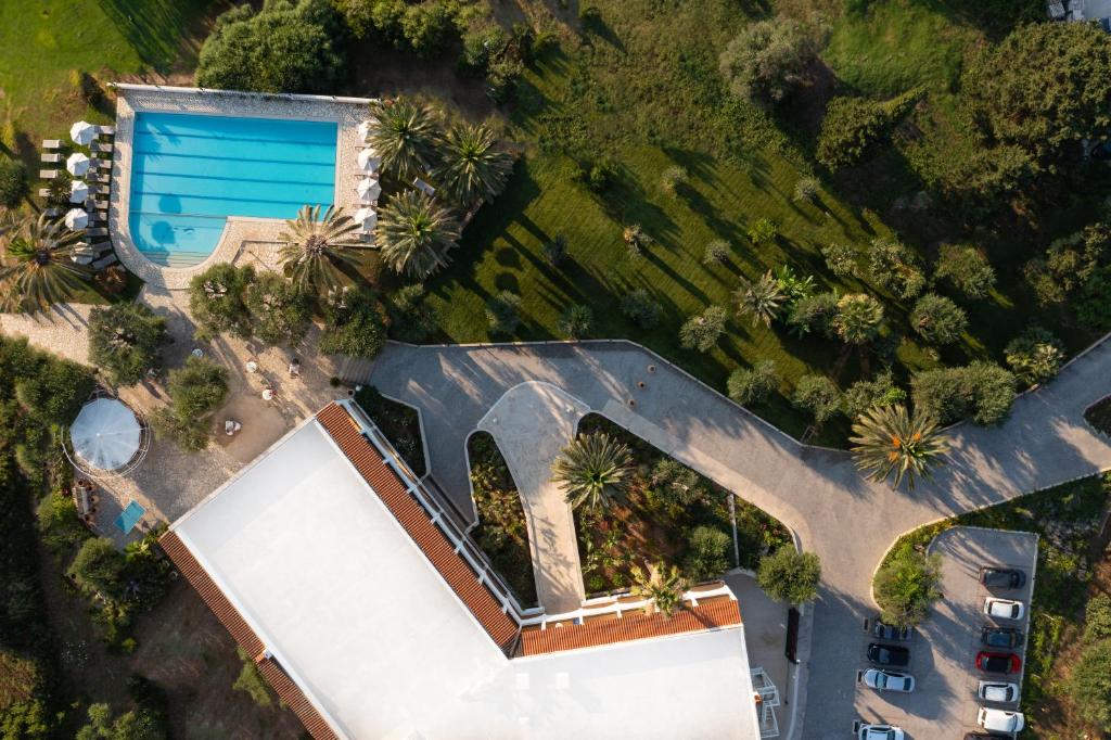 A piscina em ou perto de Paradise Hotel Corfu