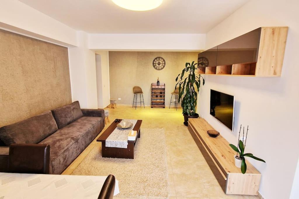 Phoenicia Apartment, Bucharest (updated prices 2024)