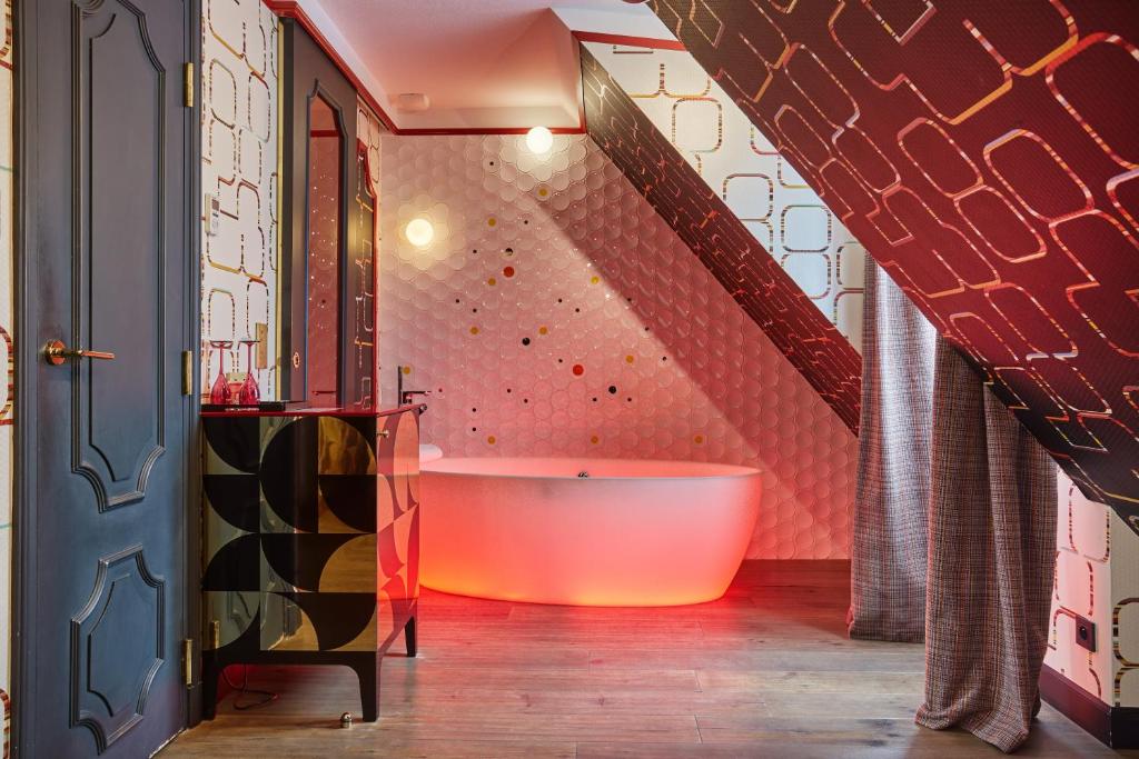 Idol Hotel - Resim 20