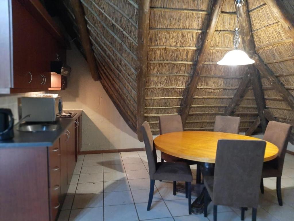 Matalatala Wildlife Lodge - Family Suite
