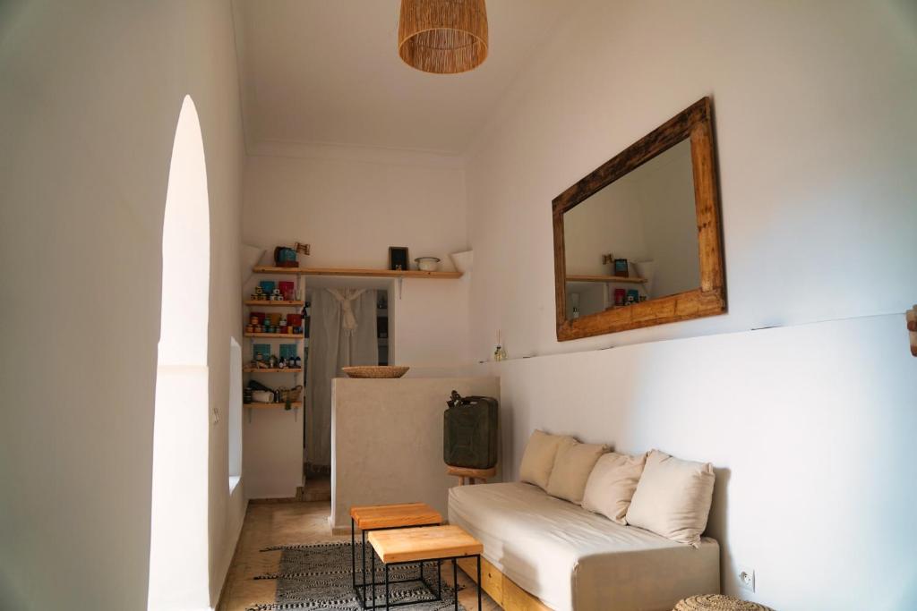 Posezení v ubytování Riad l'Echappée, en exclusivité, 5 chambres