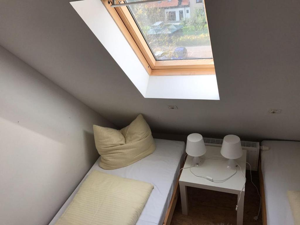 Pension Alte Remise im Kammergut Tiefurt - Chambre Lits Jumeaux Avec Salle De Bains Commune