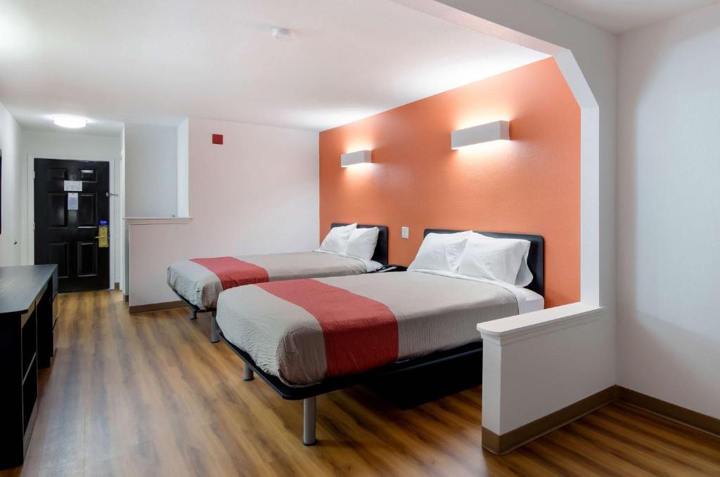 Motel 6 Moss Point, MS - Queen Room Met Twee Queensize Bedden - Roken