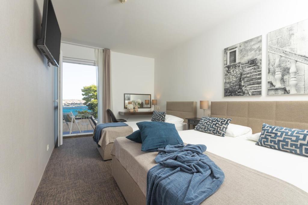 Villa Arausa - Superieure Tweepersoonskamer Met Balkon - Zeezijde