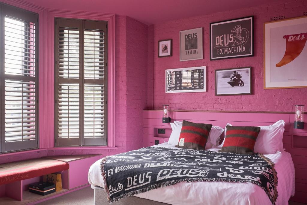 Deus Ex Machina Hotel - Resim 18