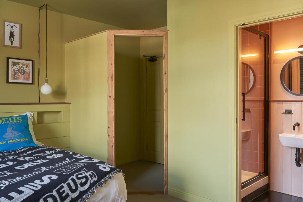 Deus Ex Machina Hotel - Resim 31