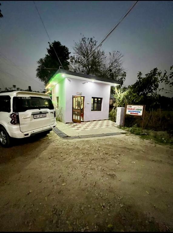 Budova, kde se chata nachází