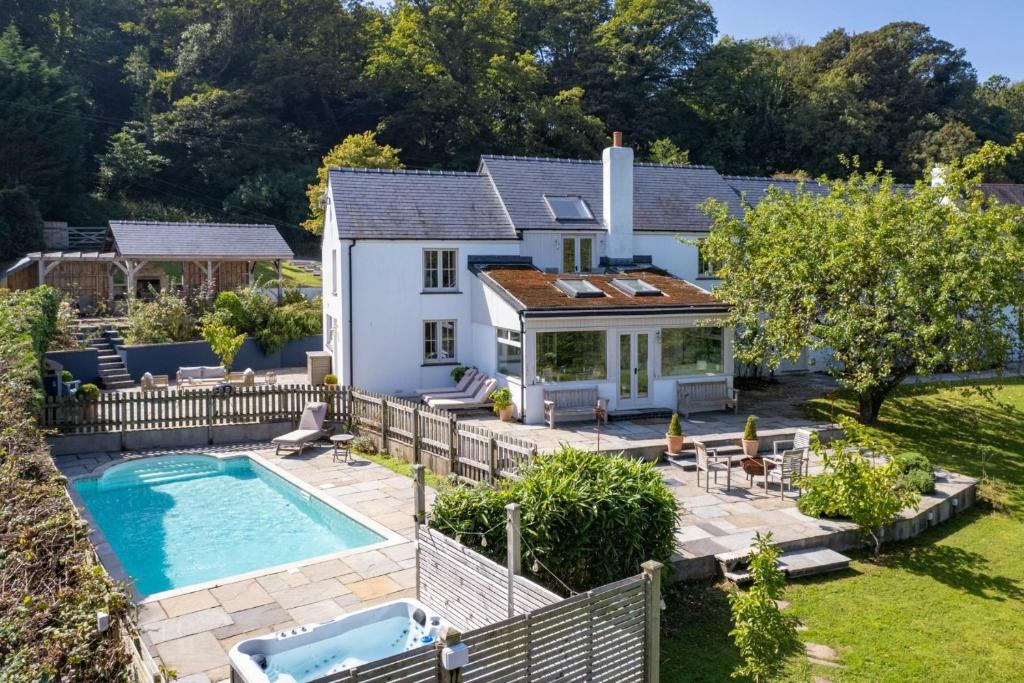 Little Haven, Oxwich (updated prices 2024)