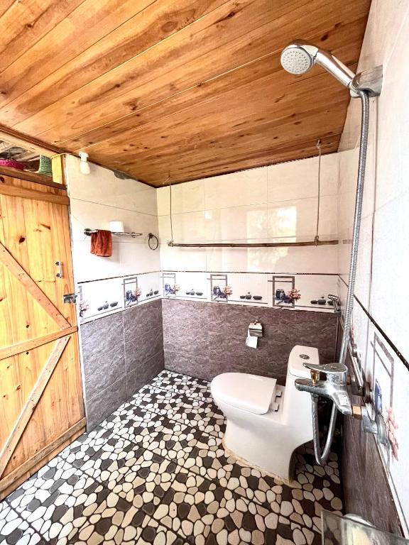 SaPa Big Tree Hmong Homestay - 13