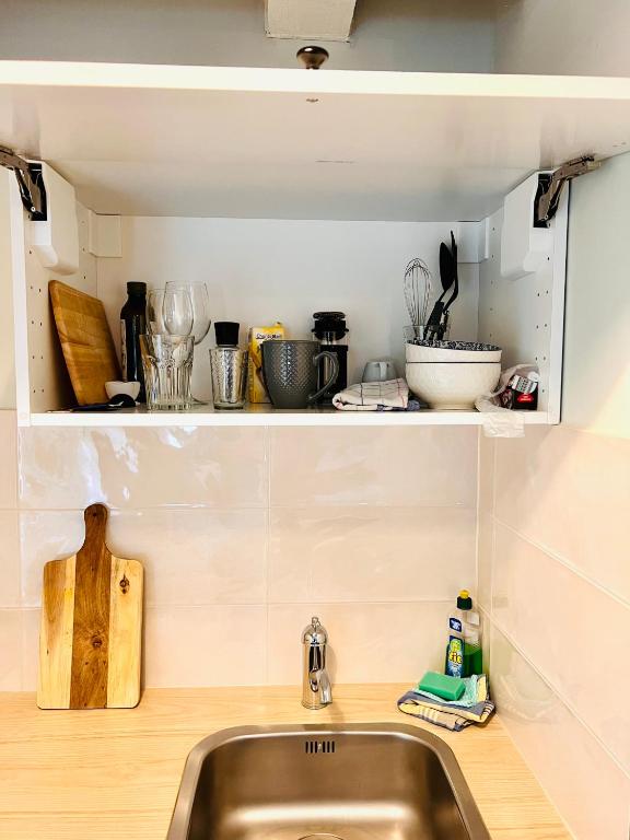 Kuchyň nebo kuchyňský kout v ubytování Appartements am alten Bahnhof in Fehrbellin Check in mit Schlüsselbox
