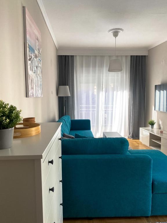 Happy Apartment, Kavala