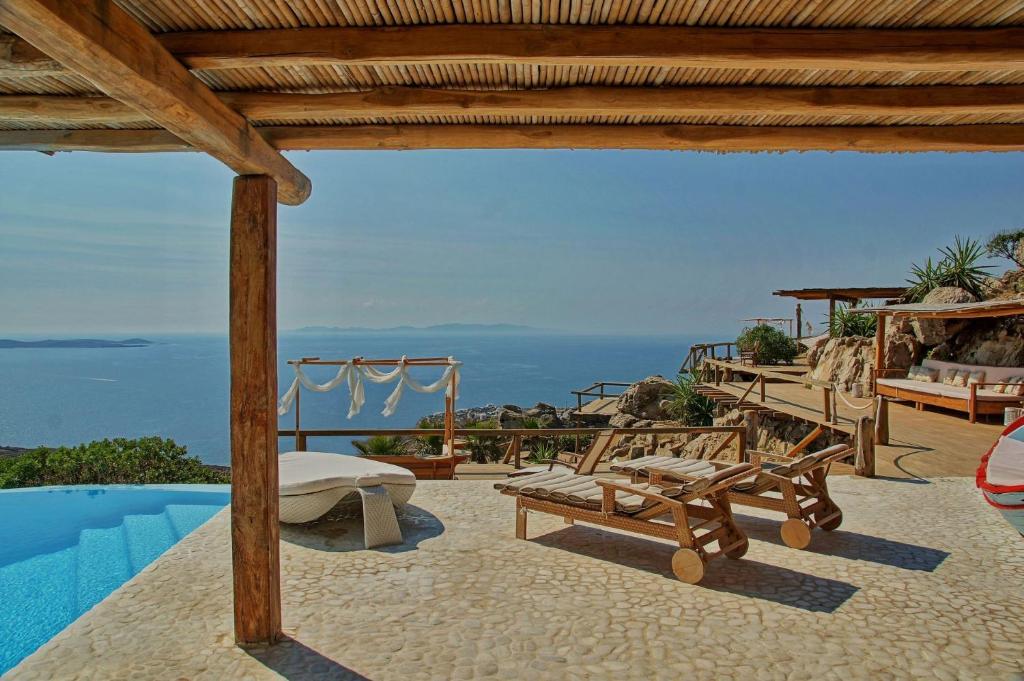 Super Deluxe Mykonos Villa Villa Orion 12 Bedroom 2 Private