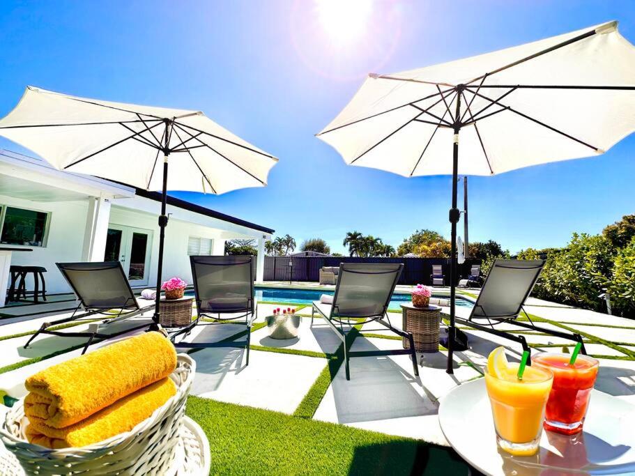 MIAMI LUX HOUSE / Pool / Lounge / Bar / BBQ, Miami (updated prices 2024)