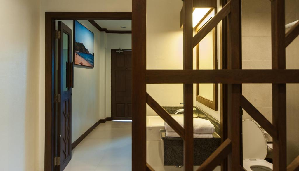 Ratana Hill Patong - 10