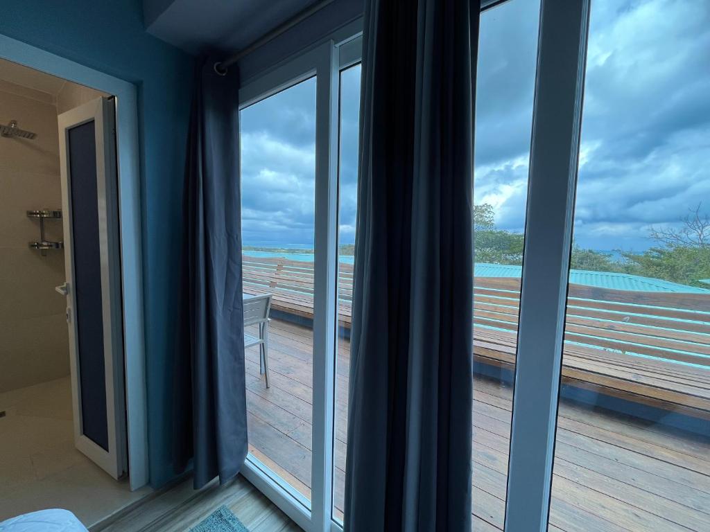 Old Crow Hotel and Suites - Studio Mit Ozeanansicht