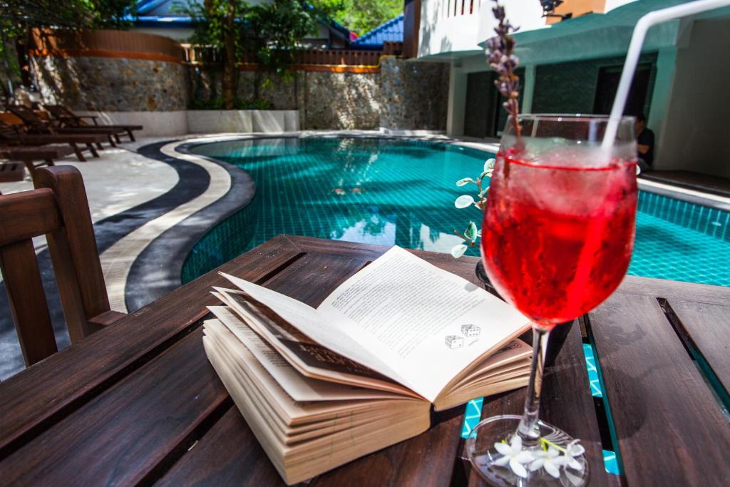 Ratana Hill Patong - Resim 23