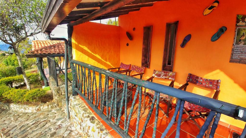 Balkón nebo terasa v ubytování Cabañas Cañon Del Chicamocha