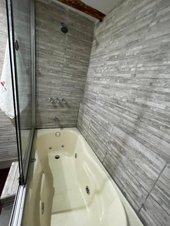 Koupelna v ubytování Anka Wasi Lodging