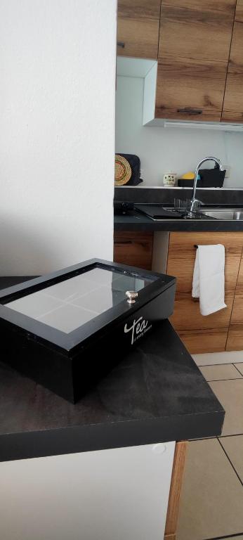 Gemme Fiorentine Apartments in front of the train station 5 minutes from the centre Free parking - 8