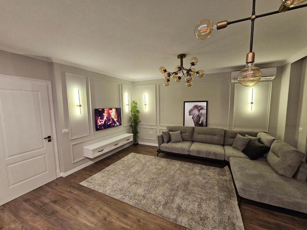 Adore Apartment City Center - Imazhi 5