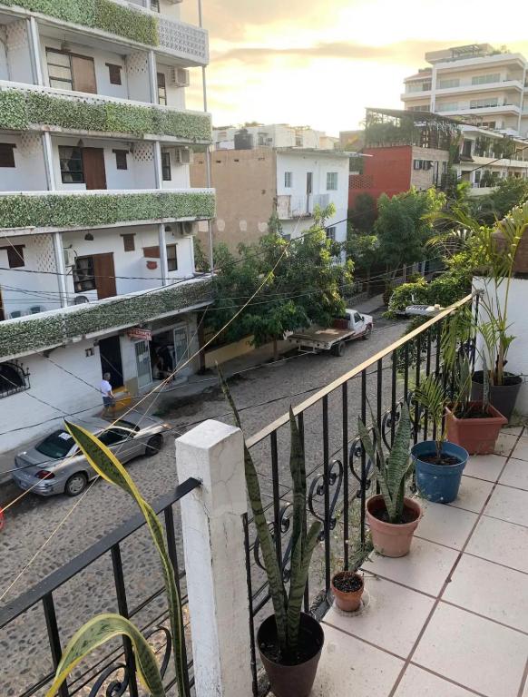 Balkón nebo terasa v ubytování 08 Habitación Independiente en Zona Romántica a solo 3 cuadras de la playa