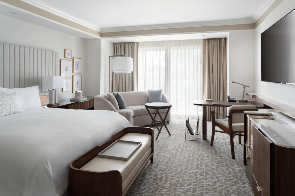 The Ritz-Carlton Orlando, Grande Lakes - 1张国王床，度假胜地，客房