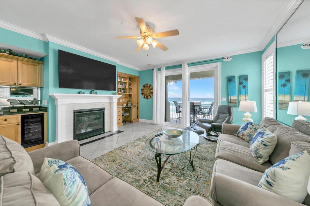 Grandview 202 Beach Front 3BR in Miramar Beach, Destin (updated prices 2024)