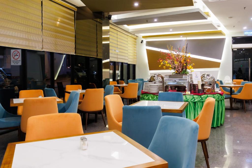 Posezení v ubytování 56 Hotel