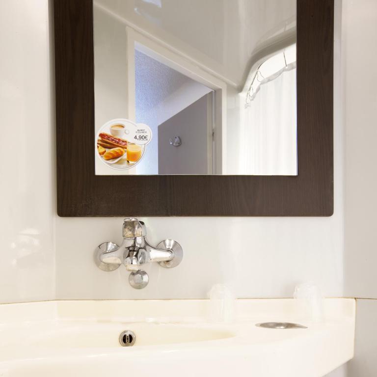Fotografie z fotogalerie ubytování Hotel HECO Lyon sud Vienne ve Vienne