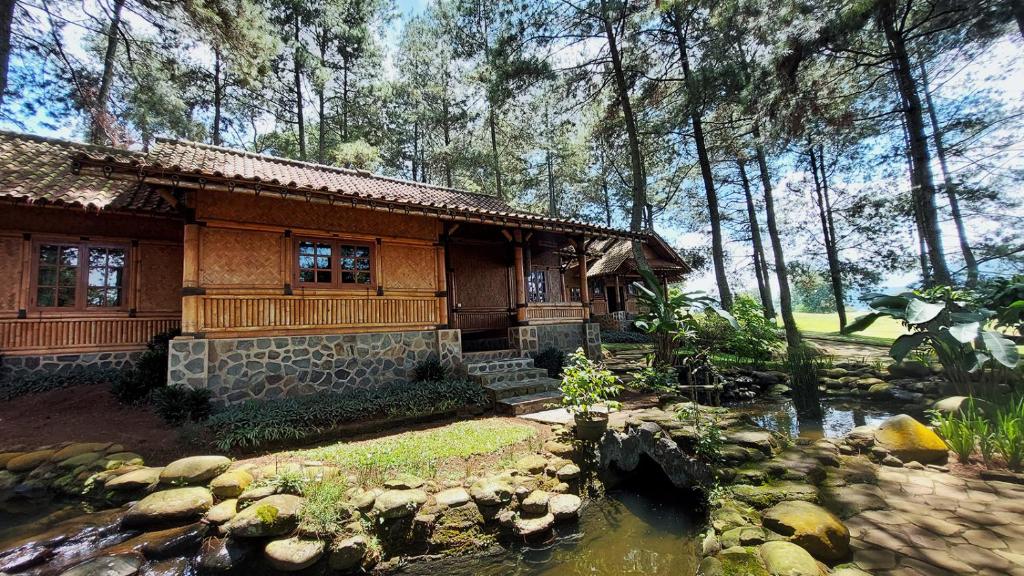 Jatinangor National Golf & Resort - Cabaña De Dos Dormitorios