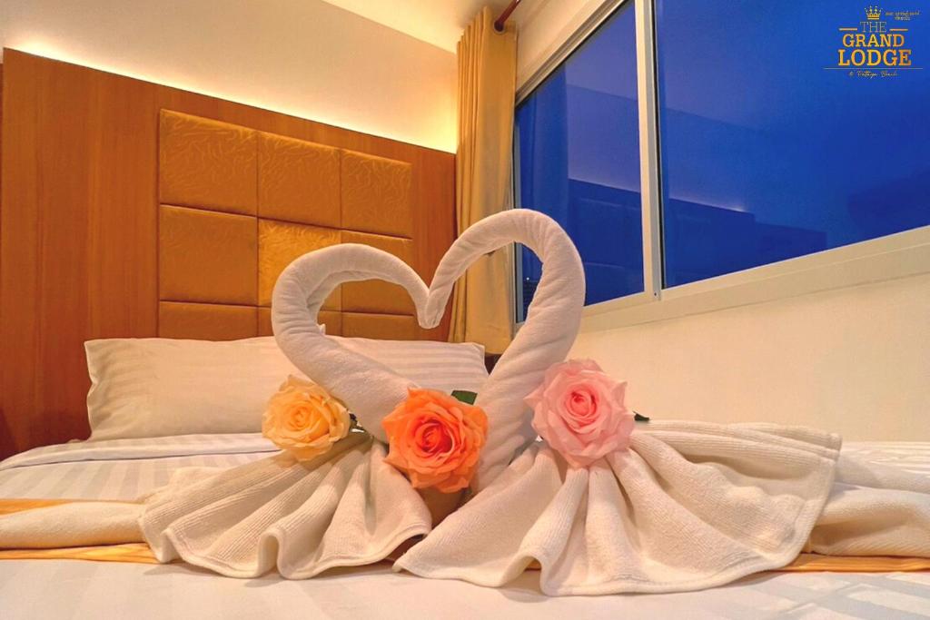The Grand Lodge Pattaya - Resim 10