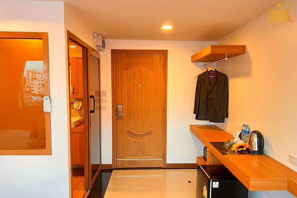 The Grand Lodge Pattaya - Resim 32