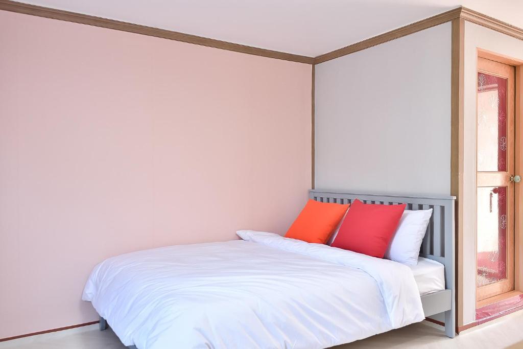 Yangyang Pulbit Pension - Doppelzimmer Mit Terrasse