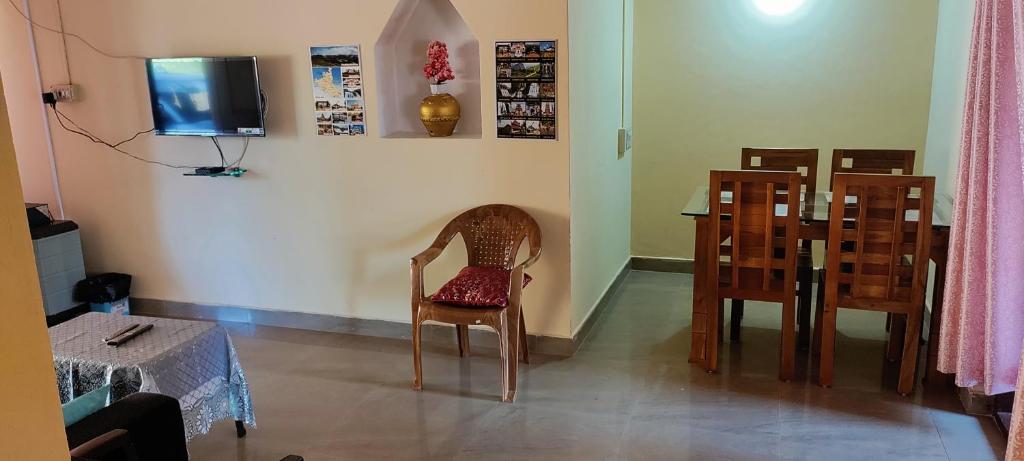 TV a/nebo společenská místnost v ubytování Chesna Cottage