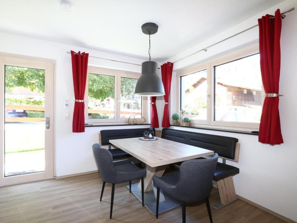 Posezení v ubytování Apartment in Schwendau near Horbergbahn