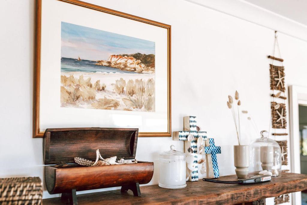 Nápoje v ubytování Bay of Fires - Beachfront - Sloop Cottage