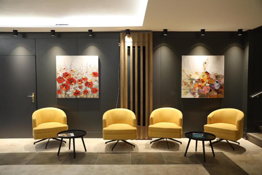 Posezení v ubytování Hotel Schlangenbader Hof