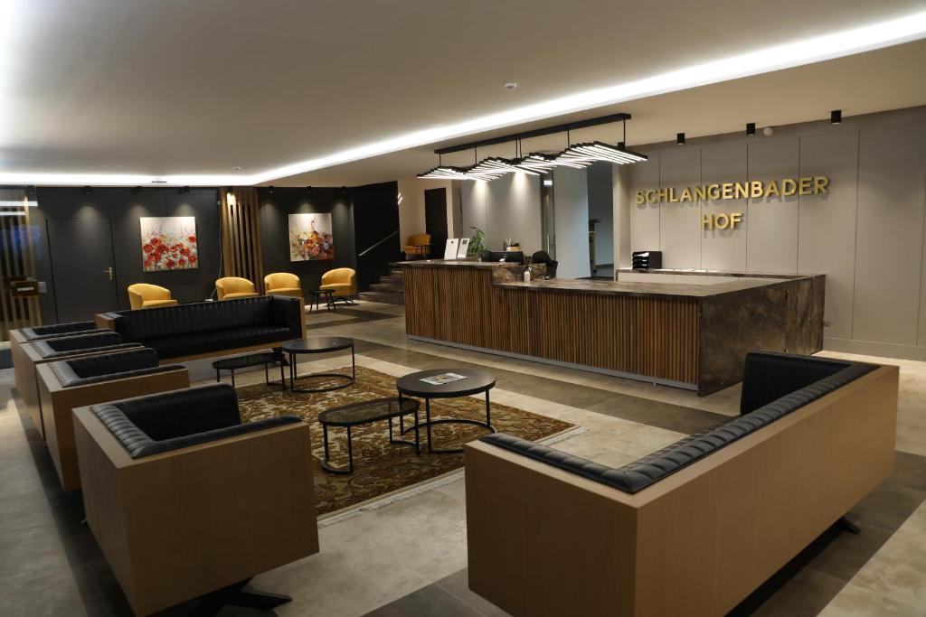 Posezení v ubytování Hotel Schlangenbader Hof
