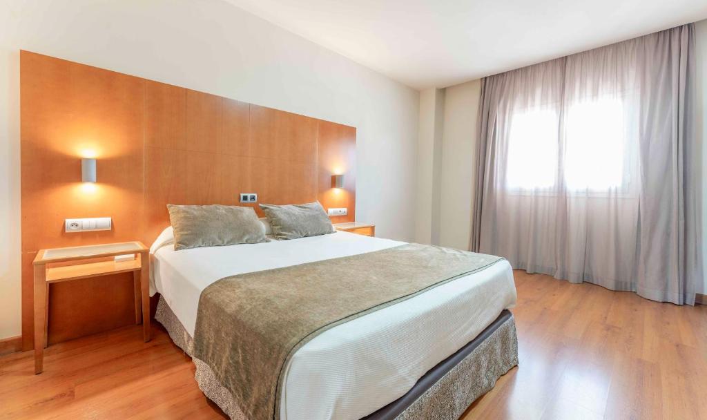 
Double Room for single use 
