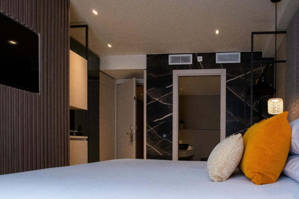 Deep Blu Boutique Hotel - 3