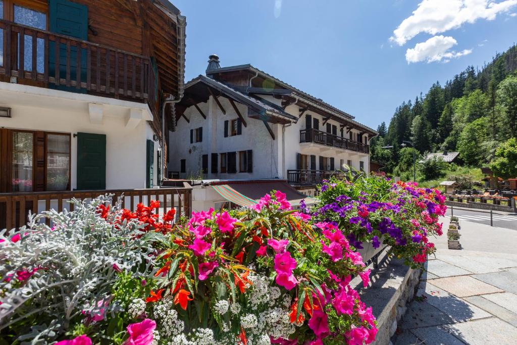 Zdjęcie z galerii obiektu Résidence Grands Montets 221 ski in-ski out - Happy Rentals w Chamonix-Mont-Blanc