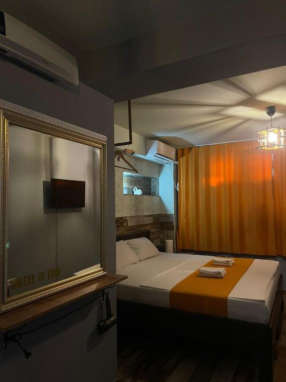 Hotel In Time - Habitación Doble Estándar