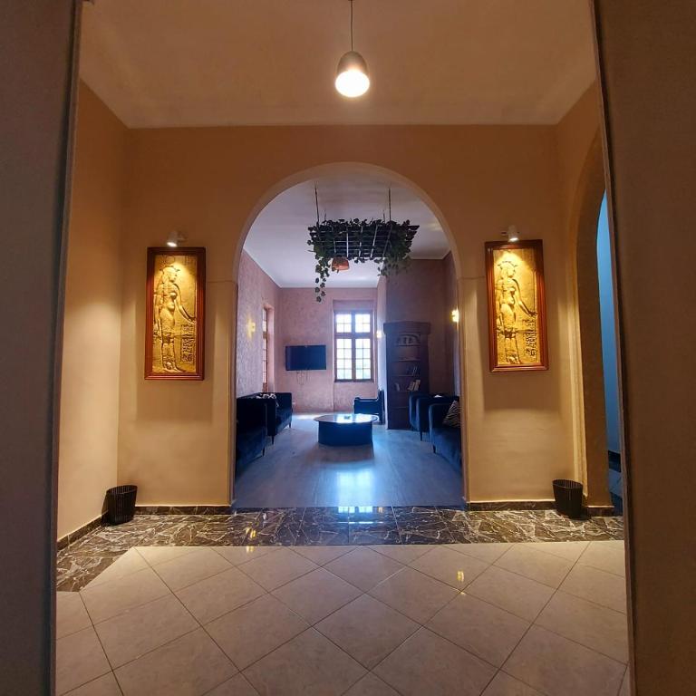 Фотография из галереи Gresham Hotel в Каире
