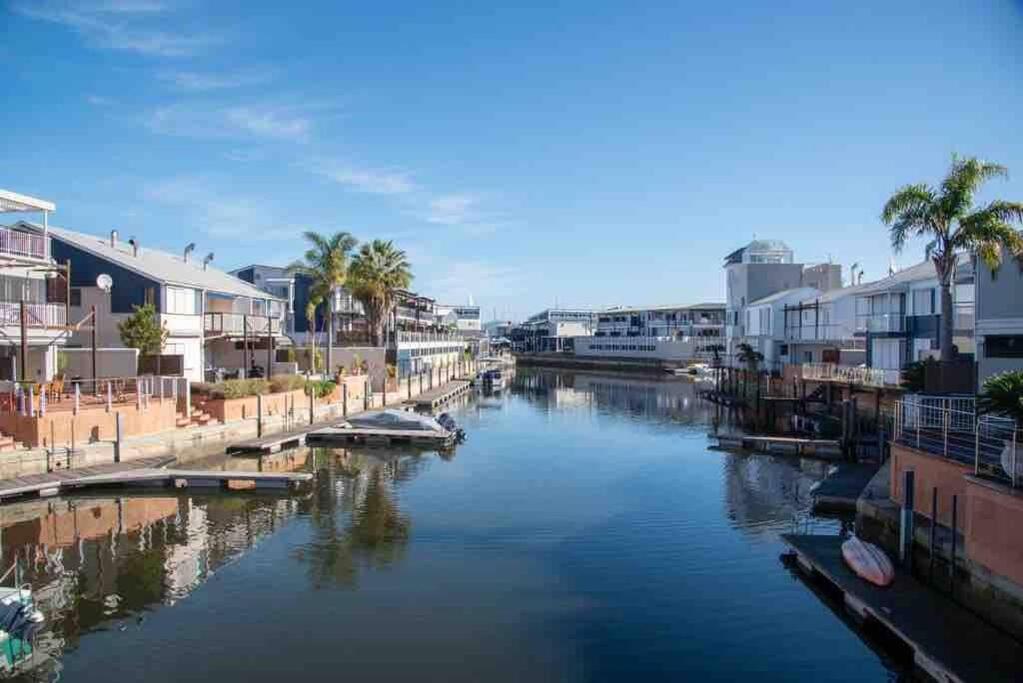 Waterfront- C25 Knysna Quays with pool - Image 21