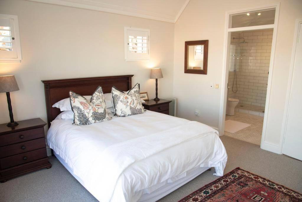 Waterfront- C25 Knysna Quays with pool - Image 23