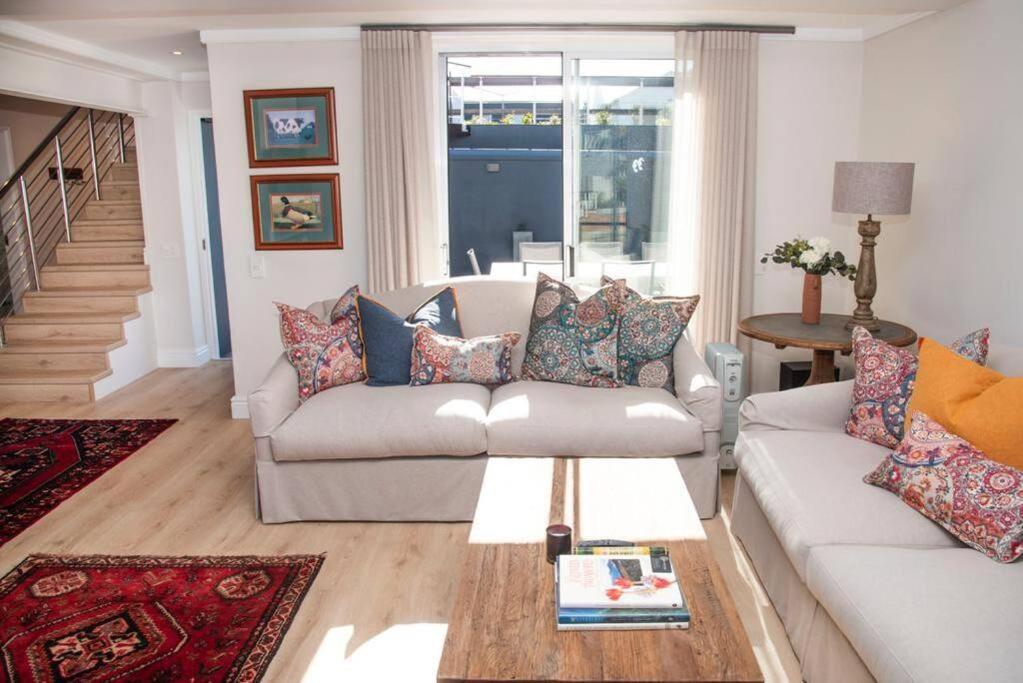 Waterfront- C25 Knysna Quays with pool - Image 25