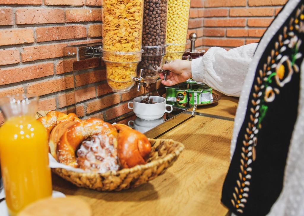Jídlo v hotelu nebo okolí